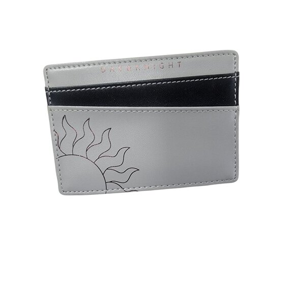 Day & Knight Collection Grey Slim Wallet - Picture 2 of 8